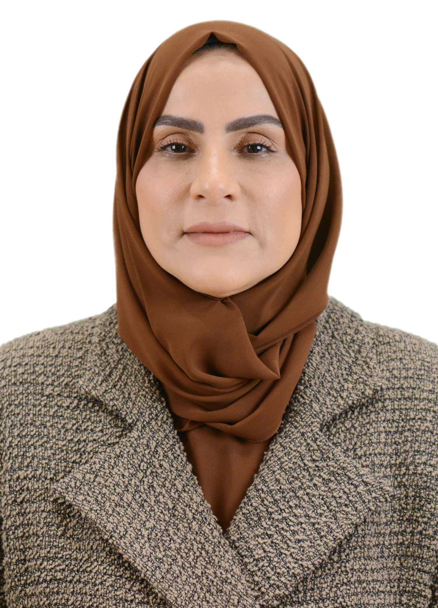 المكـرمة  المهندسة /  عزة بنت سليمـان بن سعيـد الإسماعيليـة 