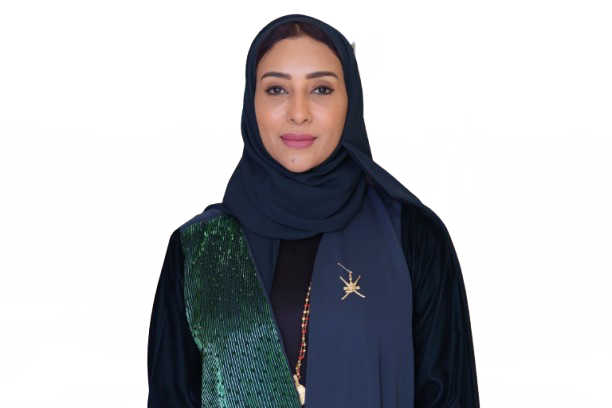 المكرمة   الدكتـورة /  شمسة بنت مسعـود بن ناصـر الشيبانيـة 