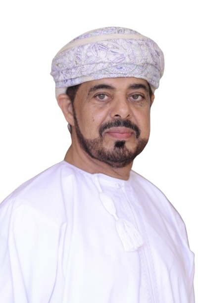 المكرم الشيخ / سلطان بن مطر بن سالم العزيزي